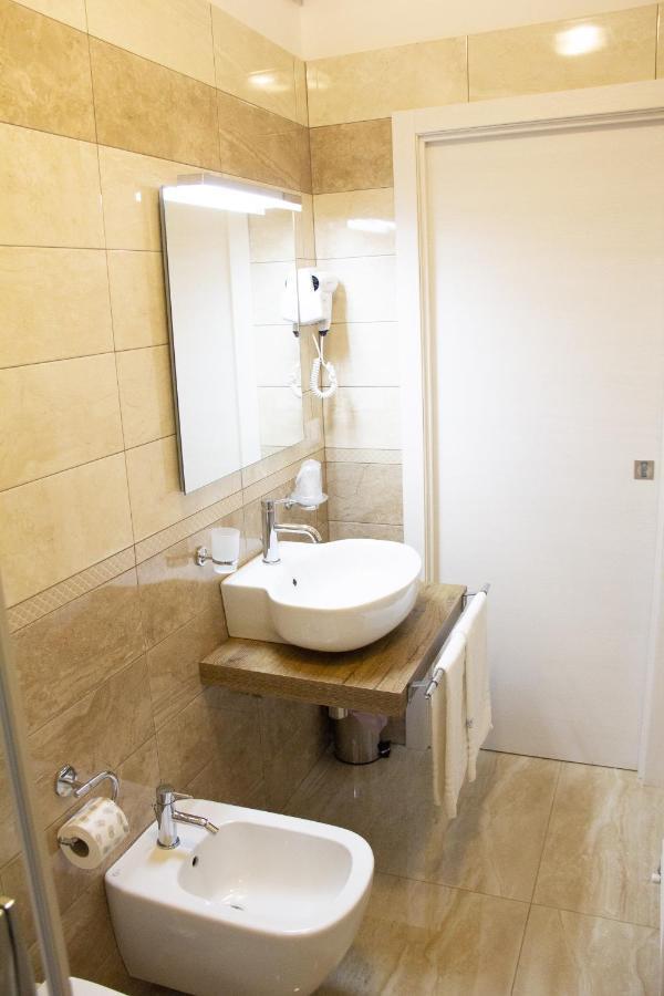 B&B Imperial Exclusive Rooms & Breakfast Porto Cesareo Luaran gambar