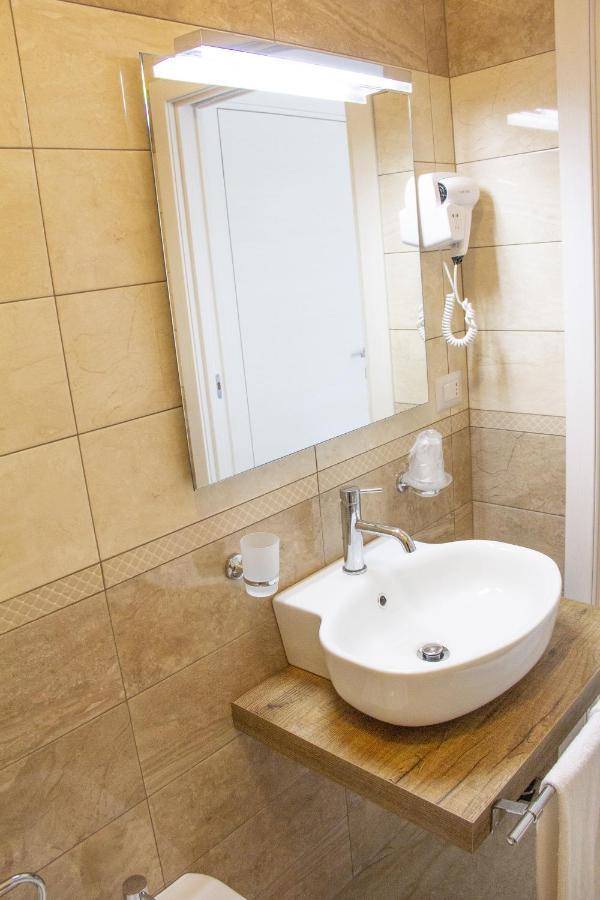 B&B Imperial Exclusive Rooms & Breakfast Porto Cesareo Luaran gambar
